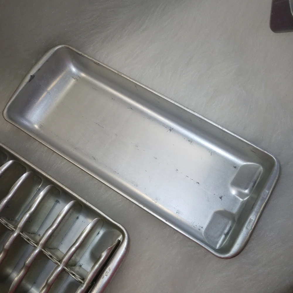 N/A vintage aluminum